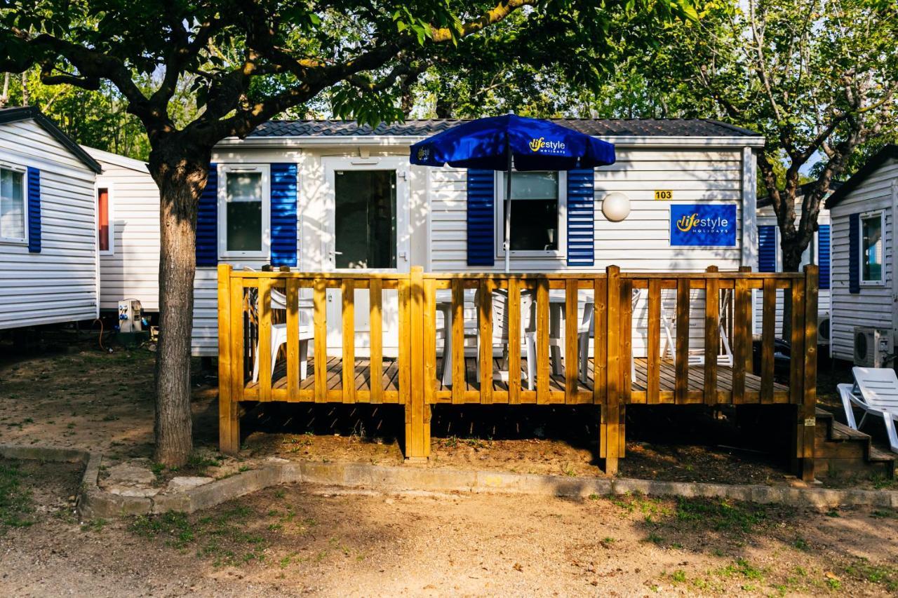 Castell Montgri - Mobile Homes By Lifestyle Holidays L'Estartit Habitación foto