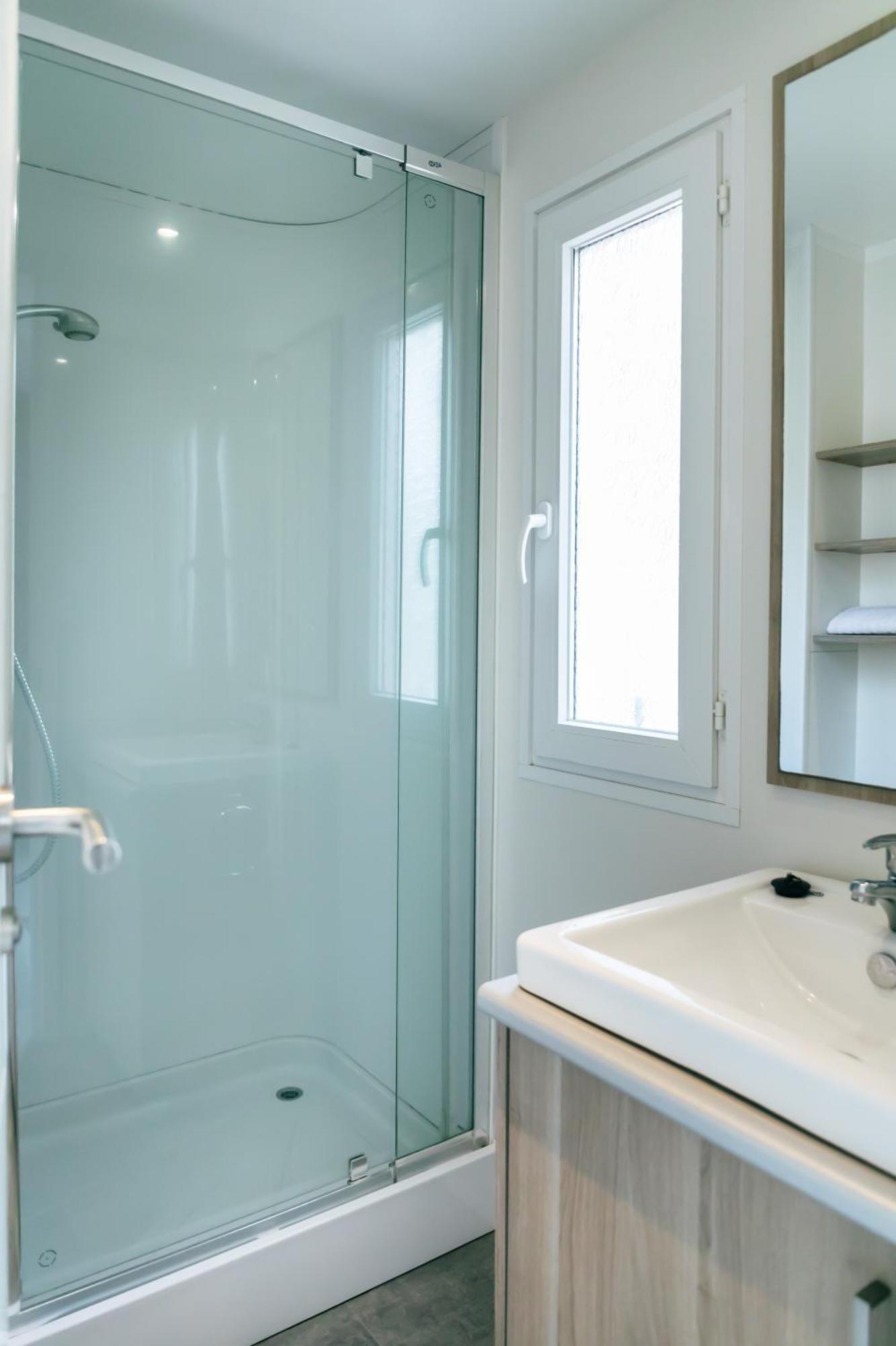 Castell Montgri - Mobile Homes By Lifestyle Holidays L'Estartit Habitación foto