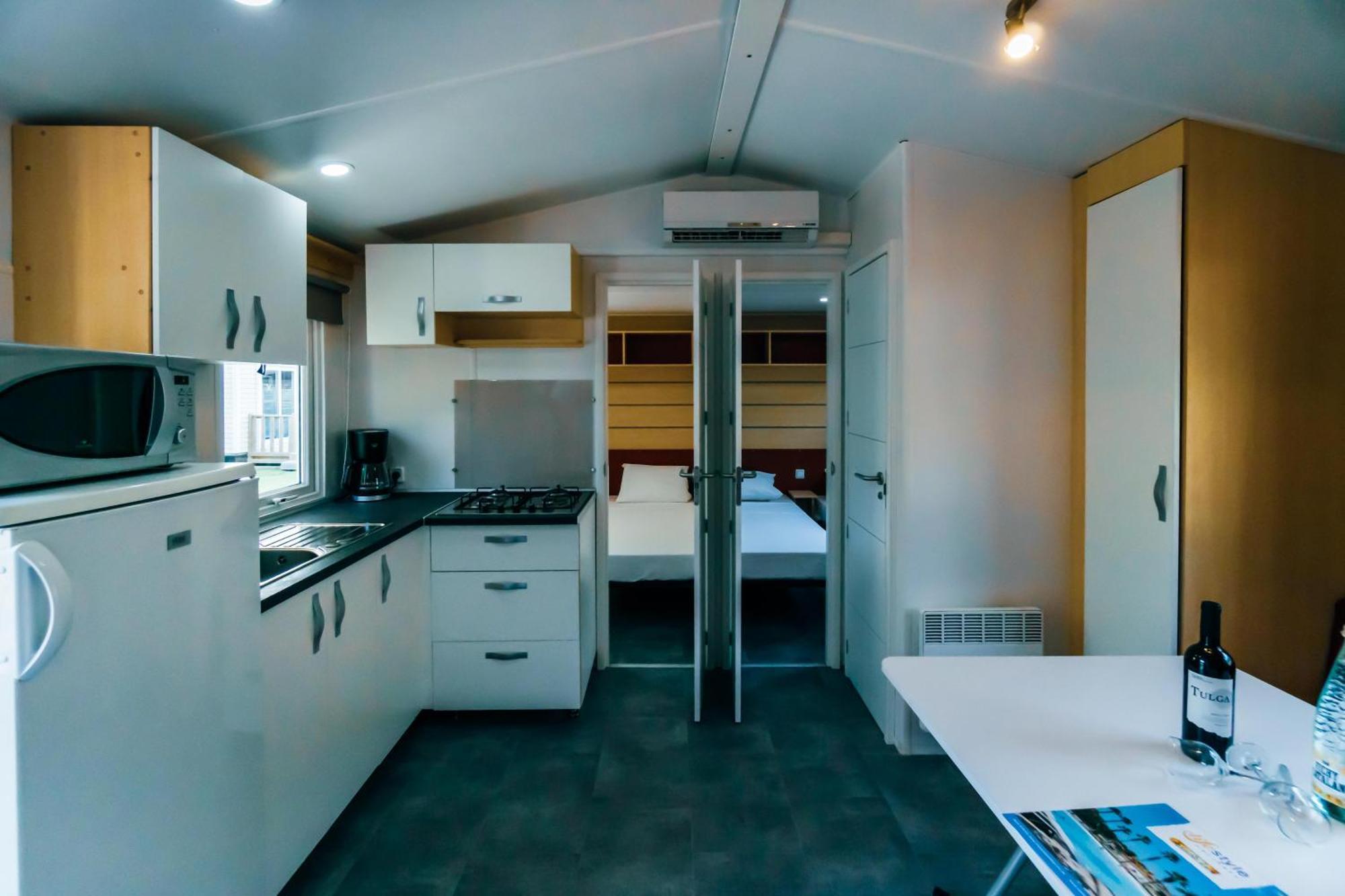 Castell Montgri - Mobile Homes By Lifestyle Holidays L'Estartit Habitación foto