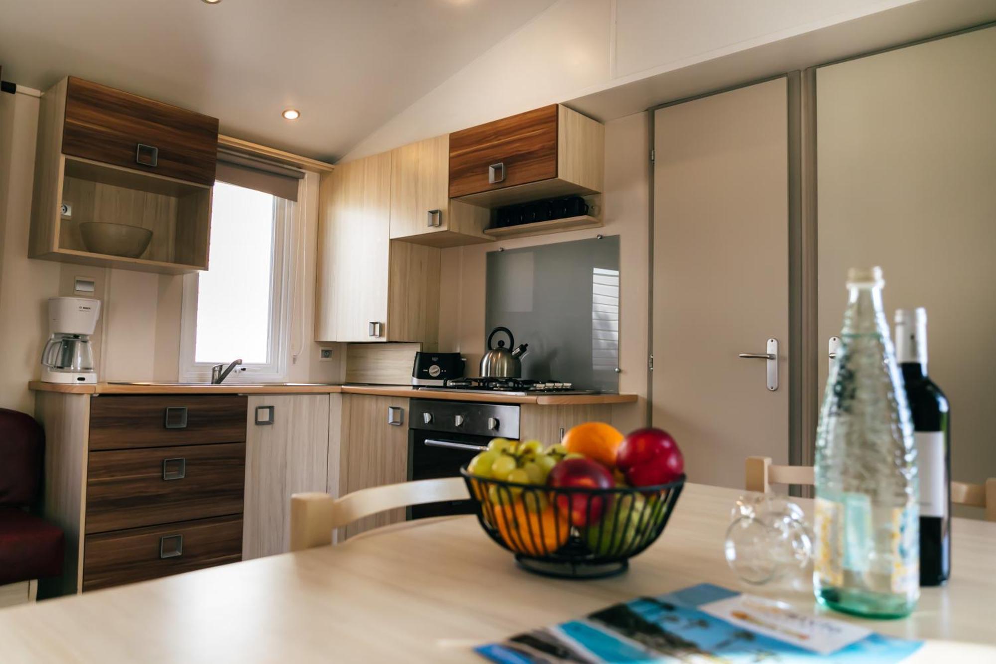 Castell Montgri - Mobile Homes By Lifestyle Holidays L'Estartit Habitación foto