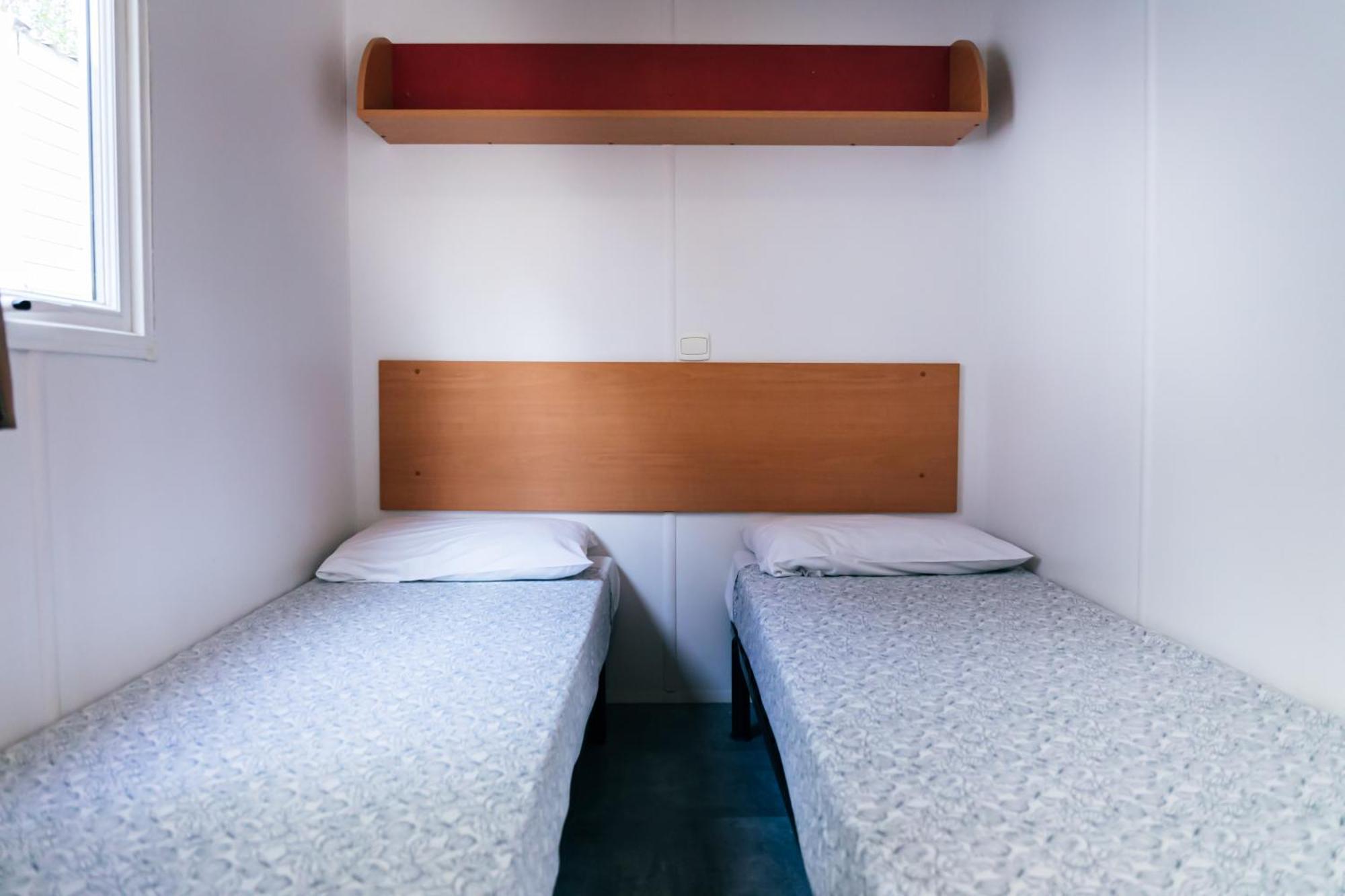 Castell Montgri - Mobile Homes By Lifestyle Holidays L'Estartit Habitación foto