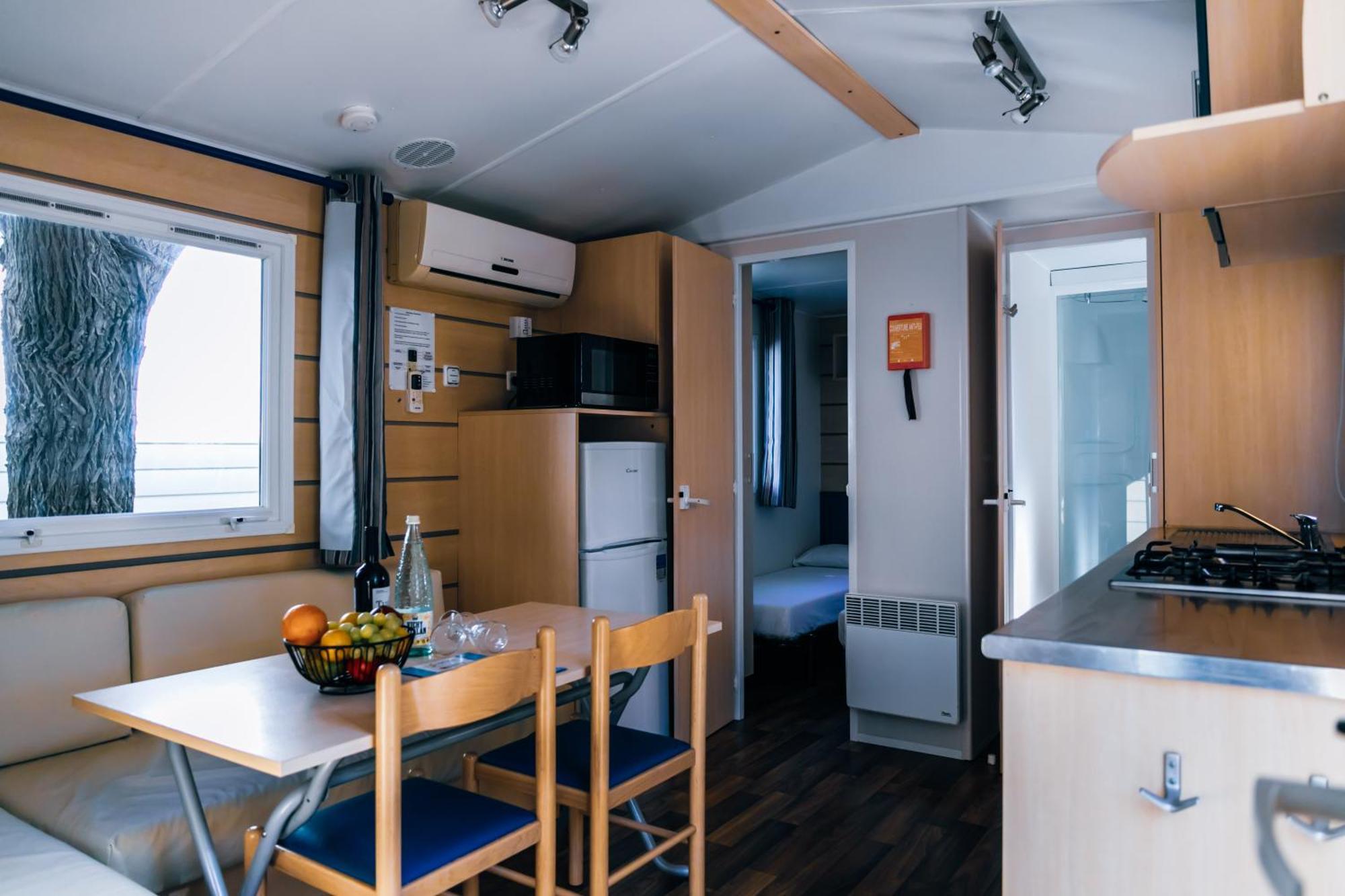 Castell Montgri - Mobile Homes By Lifestyle Holidays L'Estartit Habitación foto