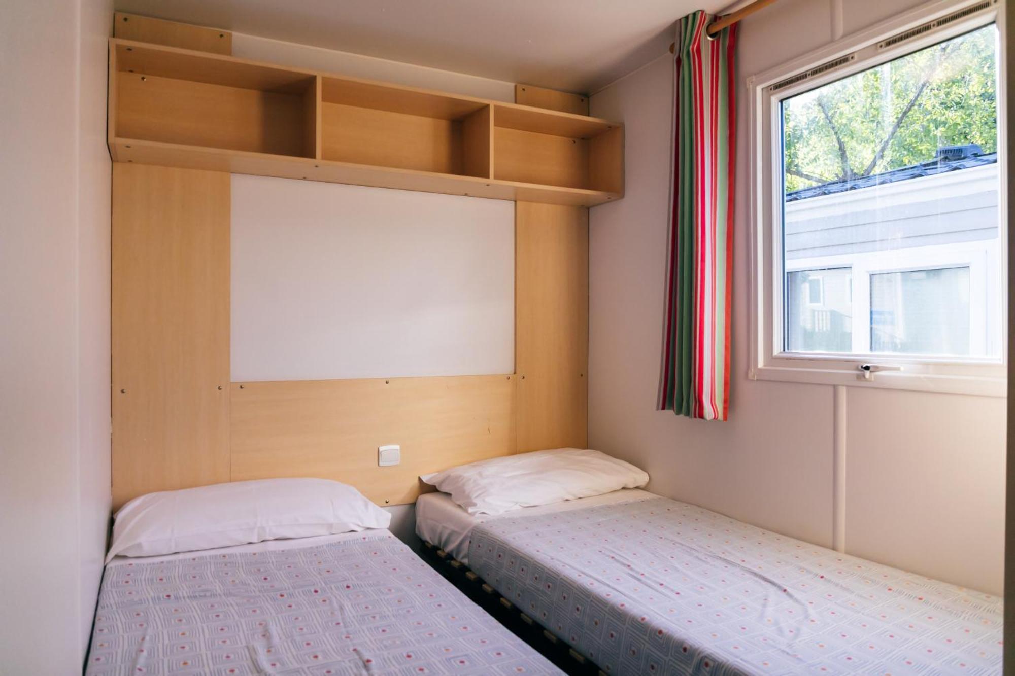 Castell Montgri - Mobile Homes By Lifestyle Holidays L'Estartit Habitación foto